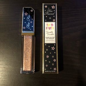 Too Faced Makeup - Too Faced Tutti Liquid Glitter Eyeshadow Too Faced Makeup - Too Faced Tutti Liquid Glitter Eyeshadow
